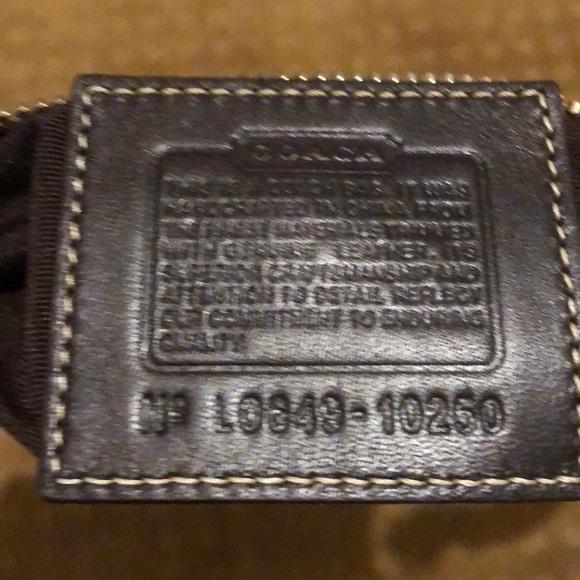 Coach Crossbody - Picture 3 of 3